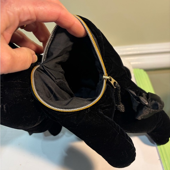 Mango Black Bear Kids Backpack Vintage 1990’s - Picture 6 of 8